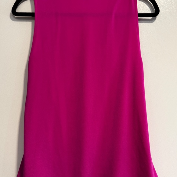 Banana Republic Sleeveless V-Neck Blouse –  Pink – Size M - Picture 6 of 6